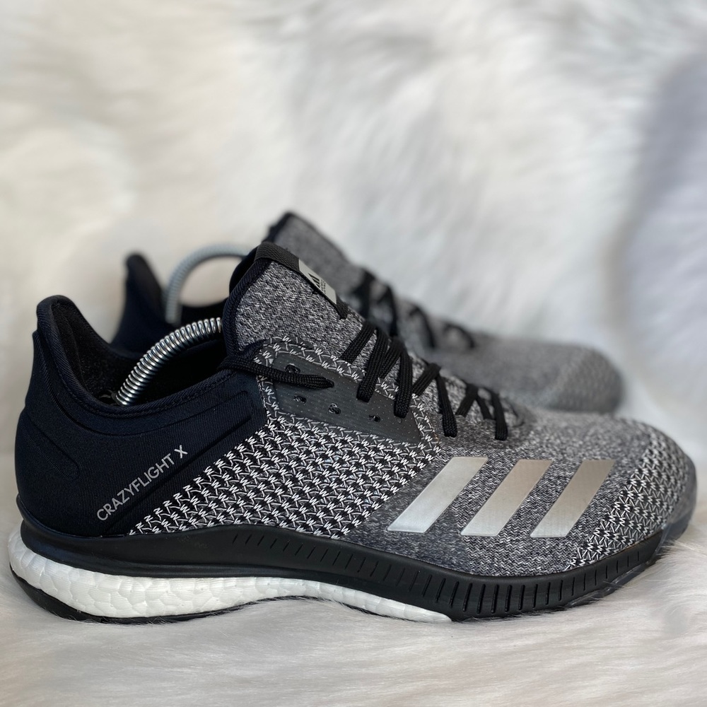 New Adidas Women’s Crazyflight X2 Mid Shies